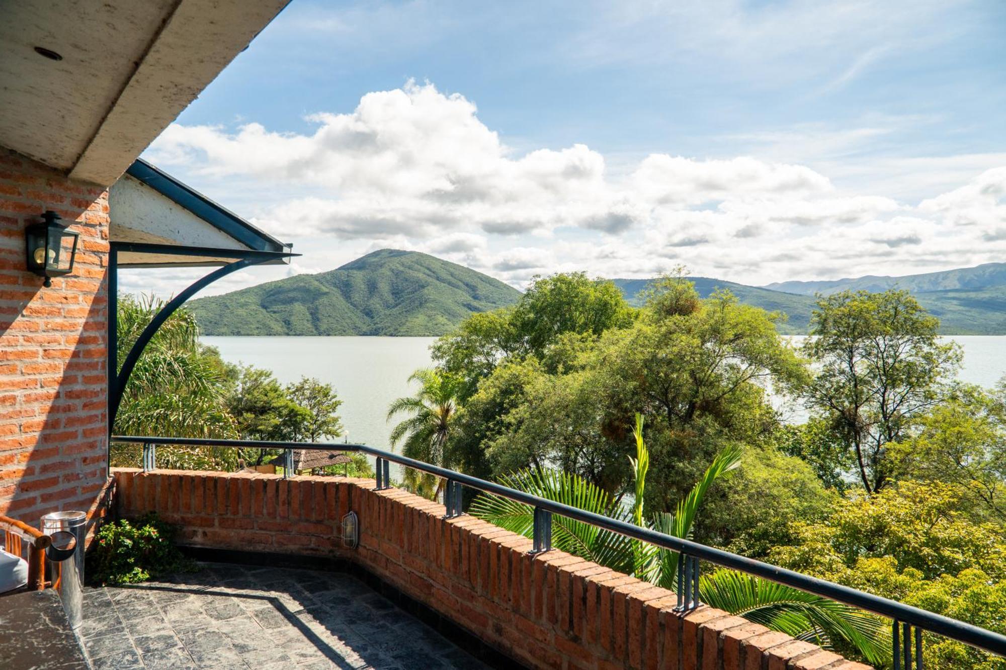 Hotel Del Dique Кабра Корал Екстериор снимка