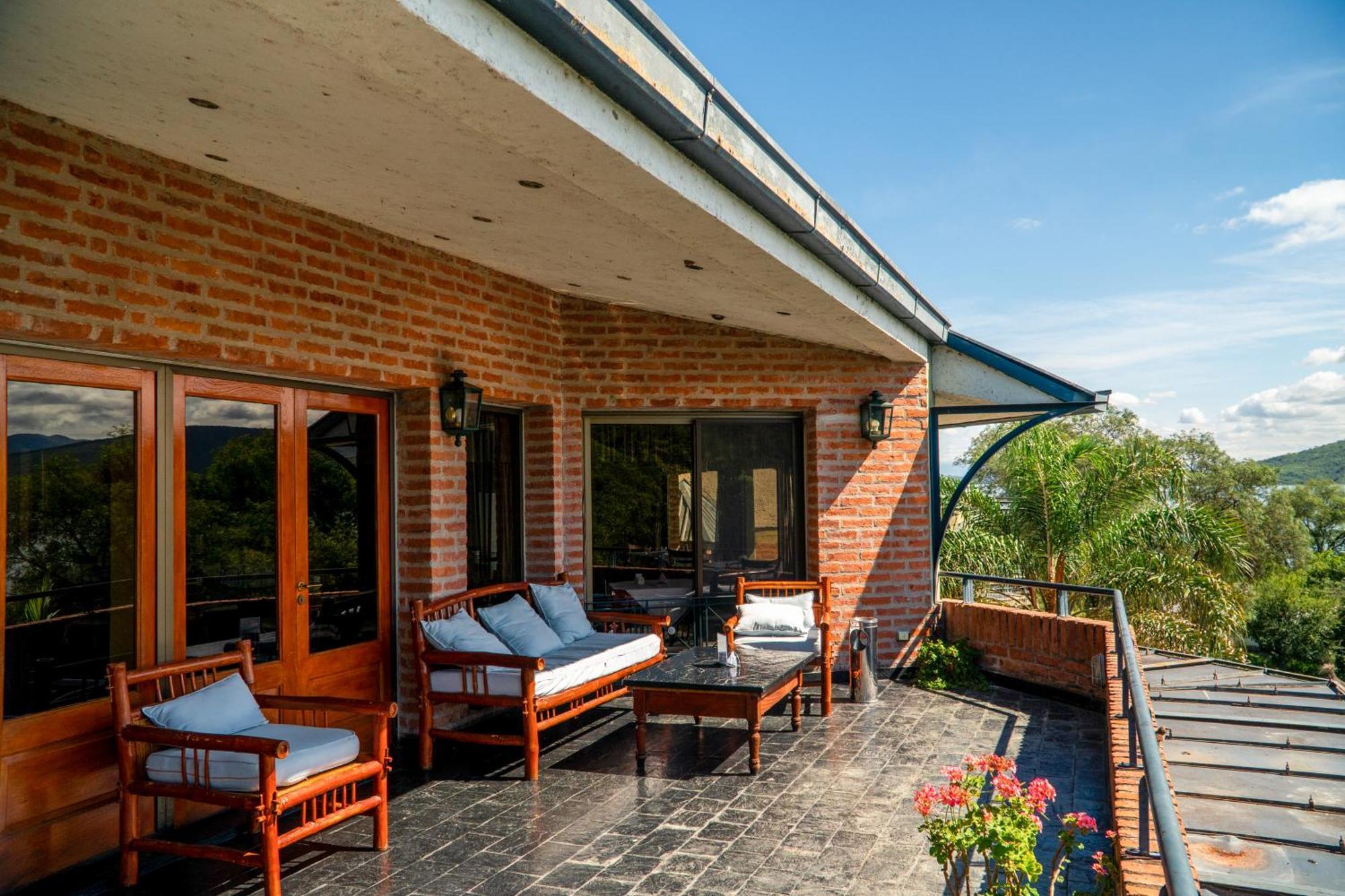 Hotel Del Dique Кабра Корал Екстериор снимка