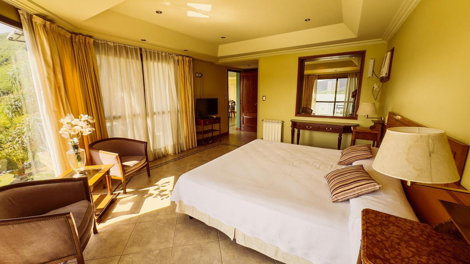 Hotel Del Dique Кабра Корал Екстериор снимка